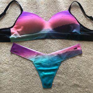🚫SOLD Ⓜ️ERCARI PINK Bra and Thong Set